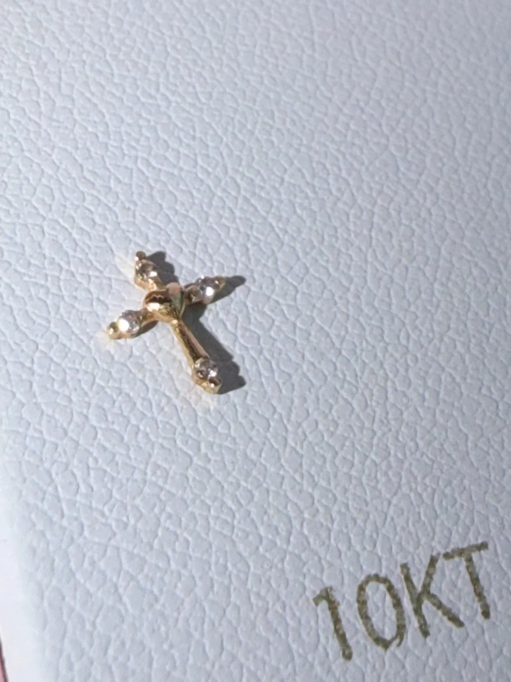 10KT Gold Cross Stud Earrings heart Religious Minimal set in pink gift box NEW - Picture 12 of 13